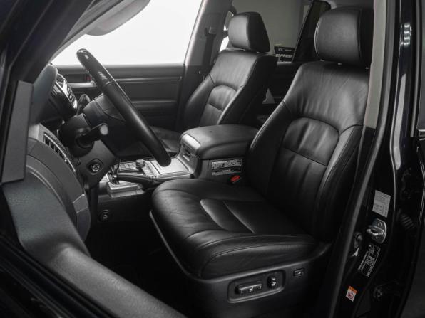 Toyota Land Cruiser 200 Series Рестайлинг 2 с пробегом 2017 года, цена 6 369 000 рублей, 228011 км, внедорожник, Автокод Объявления