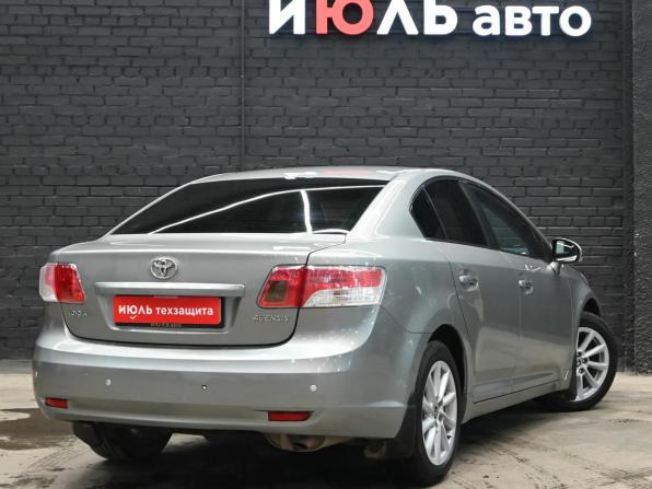 Toyota Avensis III с пробегом 2009 года, цена 995 000 рублей, 293205 км, седан, Автокод Объявления