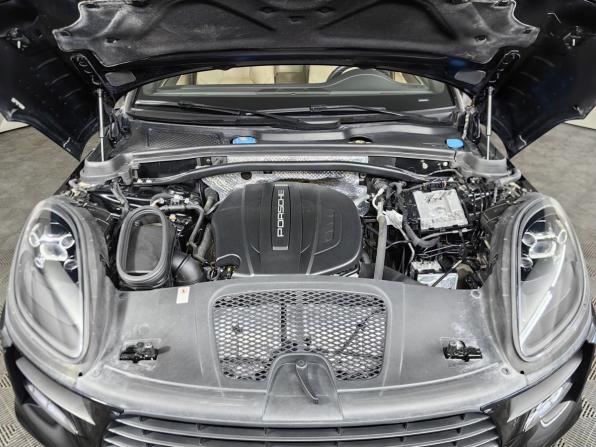 Porsche Macan I Рестайлинг с пробегом 2019 года, цена 4 513 600 рублей, 75981 км, внедорожник, Автокод Объявления