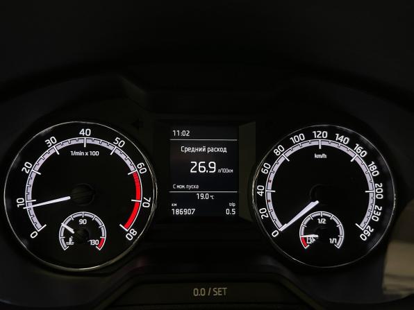 Skoda Octavia III (A7) Рестайлинг с пробегом 2018 года, цена 1 290 000 рублей, 186905 км, лифтбек, Автокод Объявления