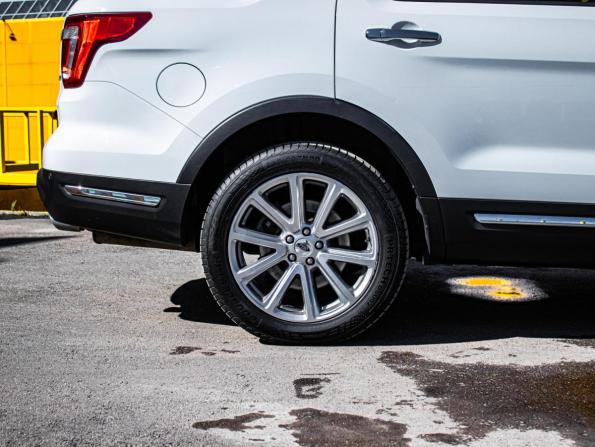 Ford Explorer V Рестайлинг 2 с пробегом 2018 года, цена 3 214 000 рублей, 85911 км, внедорожник, Автокод Объявления