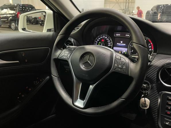 Mercedes-Benz GLA I (X156) с пробегом 2015 года, цена 1 930 000 рублей, 137878 км, внедорожник, Автокод Объявления
