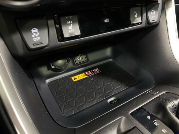 Toyota RAV4 V (XA50) с пробегом 2024 года, цена 3 597 000 рублей, 45861 км, внедорожник, Автокод Объявления