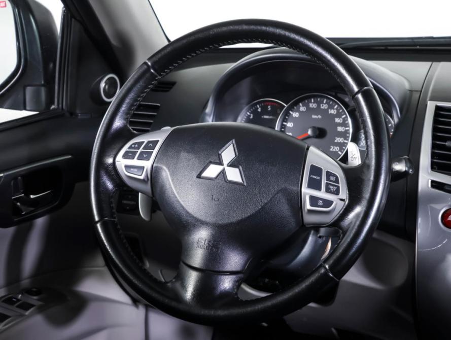Mitsubishi Pajero Sport II Рестайлинг Москва  - изображение 13