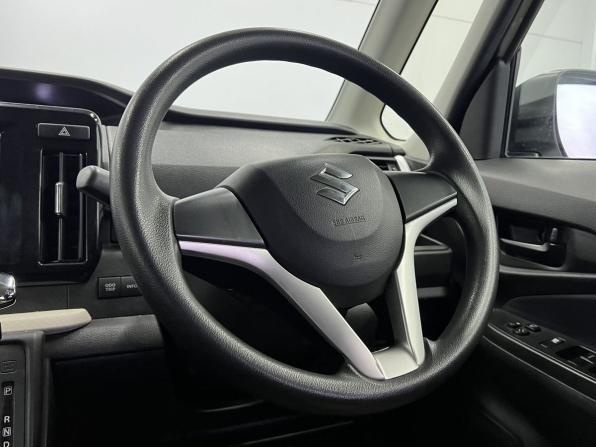Suzuki Solio IV с пробегом 2020 года, цена 1 330 000 рублей, 48281 км, микровэн, Автокод Объявления