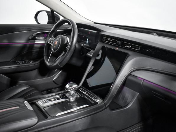 Hongqi H5 II с пробегом 2024 года, цена 2 530 000 рублей, 79893 км, седан, Автокод Объявления