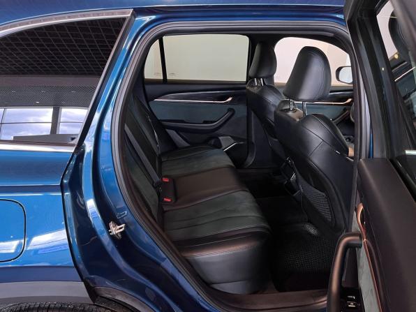 Geely Monjaro I с пробегом 2023 года, цена 3 150 000 рублей, 41121 км, внедорожник, Автокод Объявления
