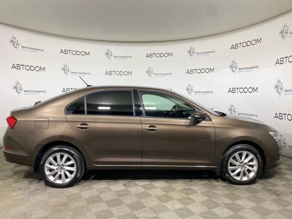 Skoda Rapid II с пробегом 2021 года, цена 1 885 500 рублей, 50727 км, лифтбек, Автокод Объявления