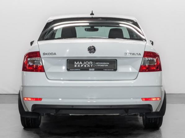 Skoda Octavia III (A7) Рестайлинг с пробегом 2019 года, цена 1 630 000 рублей, 117548 км, лифтбек, Автокод Объявления