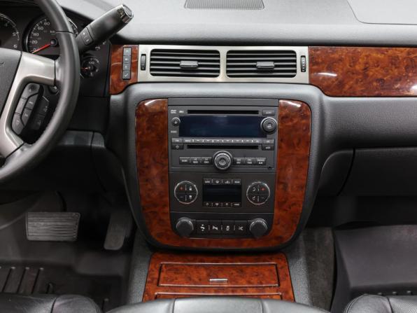 Chevrolet Tahoe III с пробегом 2013 года, цена 2 849 000 рублей, 128044 км, внедорожник, Автокод Объявления