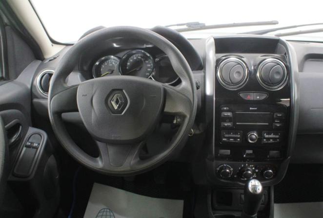 Renault Duster I Рестайлинг с пробегом 2017 года, цена 780 000 рублей, 119051 км, внедорожник, Автокод Объявления