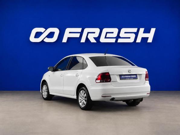 Volkswagen Polo V Рестайлинг с пробегом 2016 года, цена 949 874 рубля, 170236 км, седан, Автокод Объявления