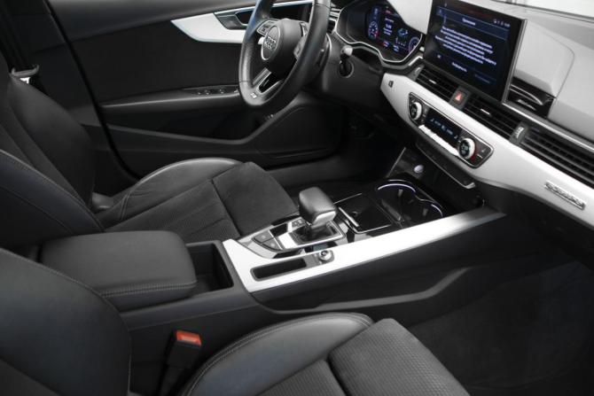Audi A4 V (B9) Рестайлинг с пробегом 2021 года, цена 3 997 000 рублей, 71446 км, седан, Автокод Объявления