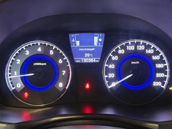 Hyundai Solaris I с пробегом 2012 года, цена 745 000 рублей, 130000 км, седан, Автокод Объявления