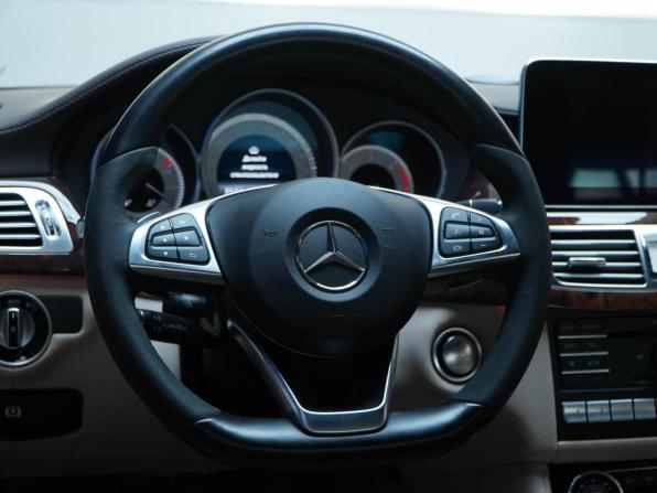 Mercedes-Benz CLS II (C218) Рестайлинг с пробегом 2017 года, цена 3 549 777 рублей, 104946 км, седан, Автокод Объявления