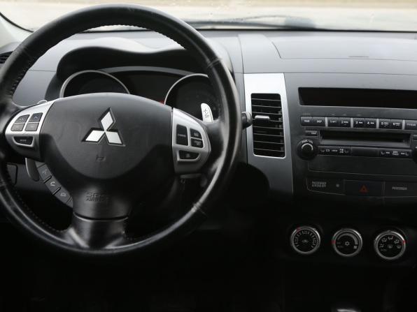 Mitsubishi Outlander II с пробегом 2008 года, цена 748 000 рублей, 194200 км, внедорожник, Автокод Объявления