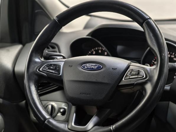 Ford Kuga II Рестайлинг с пробегом 2018 года, цена 1 445 000 рублей, 183361 км, внедорожник, Автокод Объявления