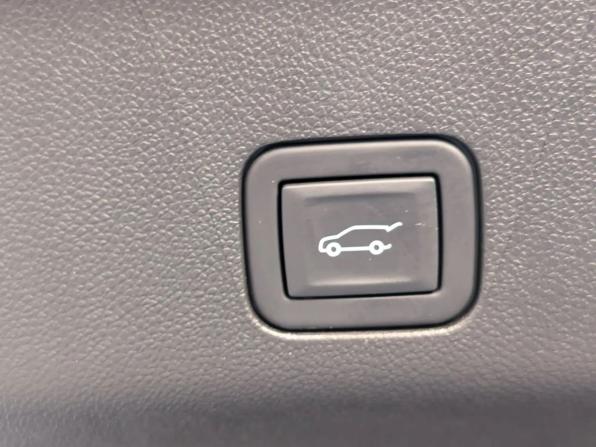 Chevrolet Tahoe V с пробегом 2023 года, цена 11 100 000 рублей, 962 км, внедорожник, Автокод Объявления