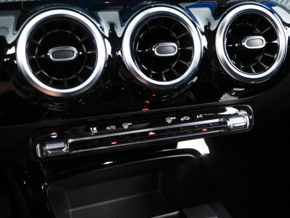 Mercedes-Benz A-Класс IV (W177) с пробегом 2019 года, цена 2 047 077 рублей, 66686 км, седан, Автокод Объявления