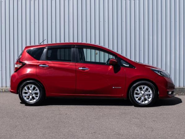 Nissan Note II Рестайлинг с пробегом 2018 года, цена 1 299 000 рублей, 111027 км, хэтчбек, Автокод Объявления