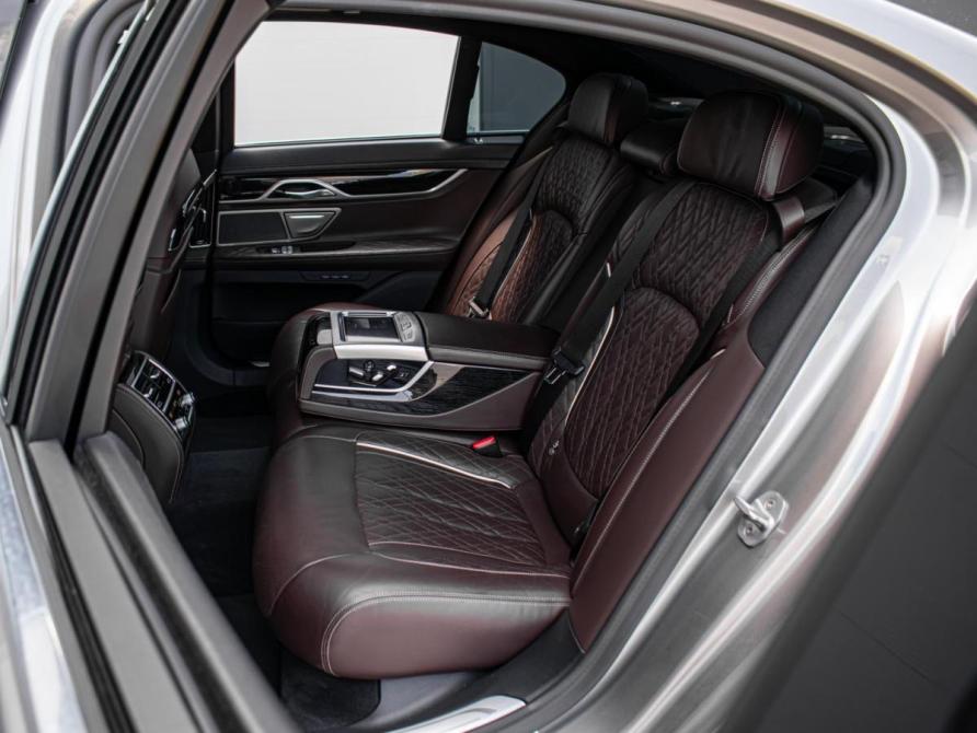 BMW 7 серии VI (G11/G12) Рестайлинг Краснодар  - изображение 9