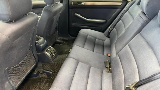 Audi A6 II (C5) с пробегом 2000 года, цена 330 000 рублей, 406850 км, универсал, Автокод Объявления