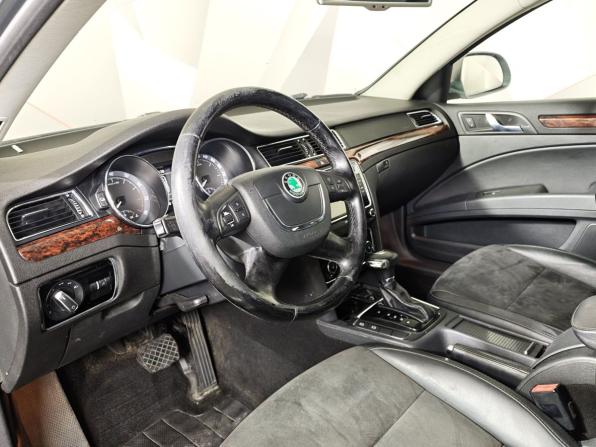 Skoda Superb II с пробегом 2011 года, цена 680 000 рублей, 345000 км, лифтбек, Автокод Объявления