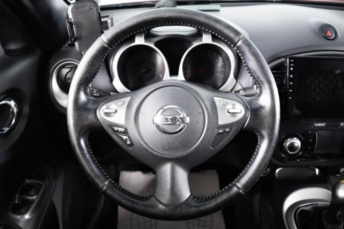 Nissan Juke I с пробегом 2012 года, цена 859 000 рублей, 242032 км, внедорожник, Автокод Объявления