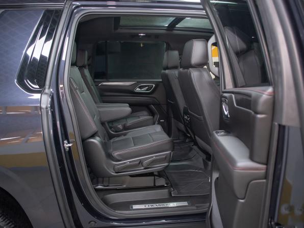 Chevrolet Suburban XII с пробегом 2023 года, цена 11 499 000 рублей, 2280 км, внедорожник, Автокод Объявления