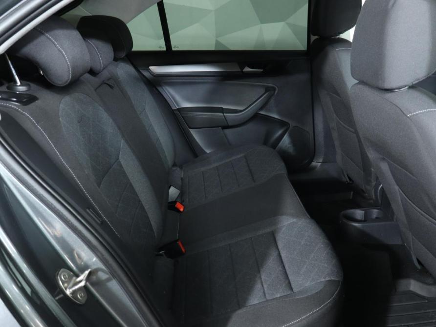 Volkswagen Polo VI Москва  - изображение 24