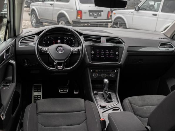 Volkswagen Tiguan II с пробегом 2018 года, цена 2 849 000 рублей, 106526 км, внедорожник, Автокод Объявления