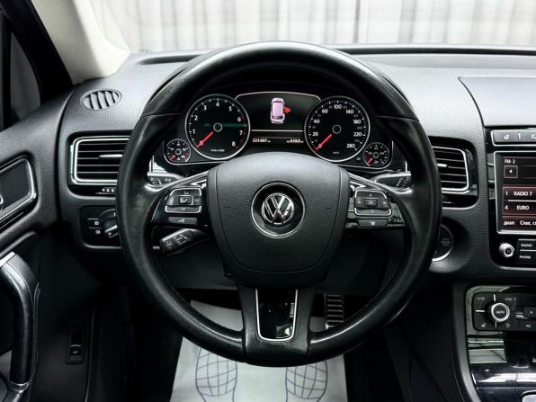 Volkswagen Touareg II Рестайлинг с пробегом 2016 года, цена 2 599 000 рублей, 223607 км, внедорожник, Автокод Объявления