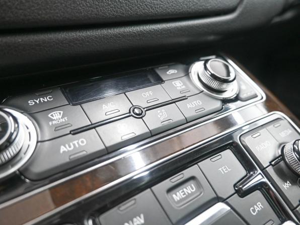 Audi A8 III (D4) Рестайлинг с пробегом 2014 года, цена 2 099 900 рублей, 201111 км, седан, Автокод Объявления