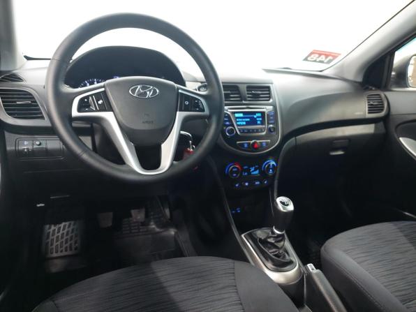 Hyundai Solaris I Рестайлинг с пробегом 2015 года, цена 999 000 рублей, 128200 км, седан, Автокод Объявления