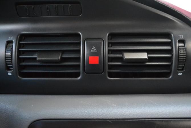 Skoda Octavia I (A4) с пробегом 1999 года, цена 250 000 рублей, 387803 км, лифтбек, Автокод Объявления