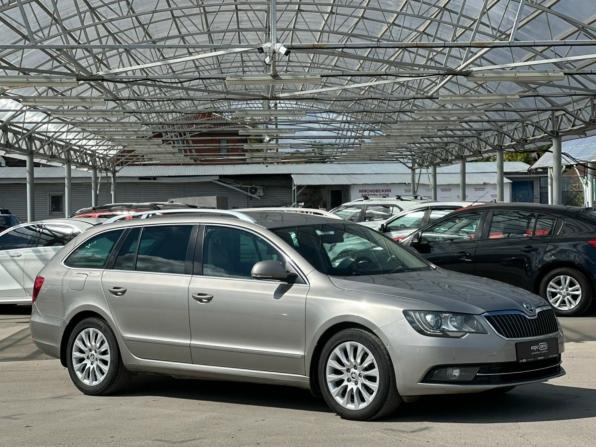 Skoda Superb II Рестайлинг с пробегом 2014 года, цена 1 303 600 рублей, 171360 км, универсал, Автокод Объявления