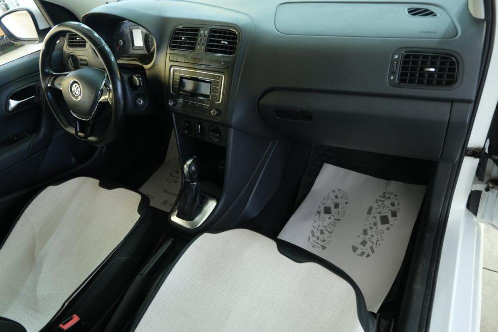 Volkswagen Polo V Рестайлинг Омск  - изображение 18