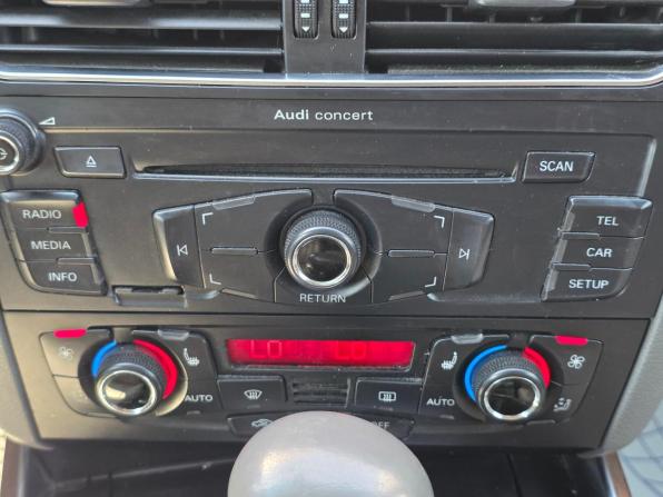 Audi Q5 I (8R) с пробегом 2009 года, цена 1 045 000 рублей, 79800 км, внедорожник, Автокод Объявления
