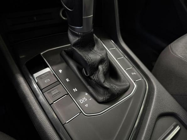 Volkswagen Tiguan II с пробегом 2017 года, цена 2 060 000 рублей, 143280 км, внедорожник, Автокод Объявления