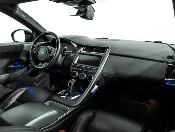Jaguar E-Pace I с пробегом 2018 года, цена 2 250 000 рублей, 146792 км, внедорожник, Автокод Объявления