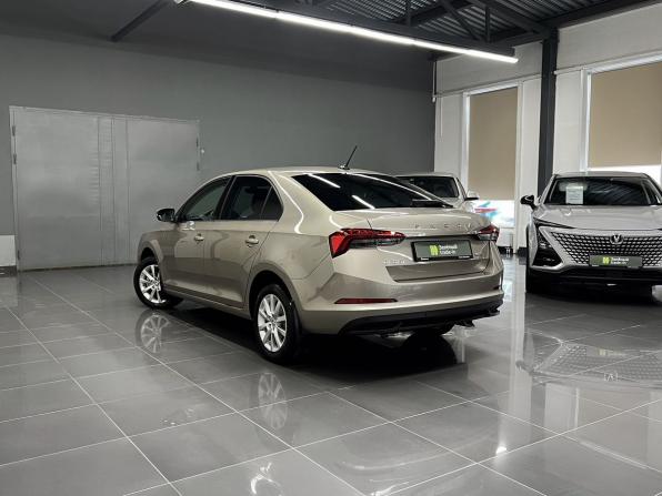 Skoda Rapid II с пробегом 2021 года, цена 1 595 000 рублей, 98979 км, лифтбек, Автокод Объявления