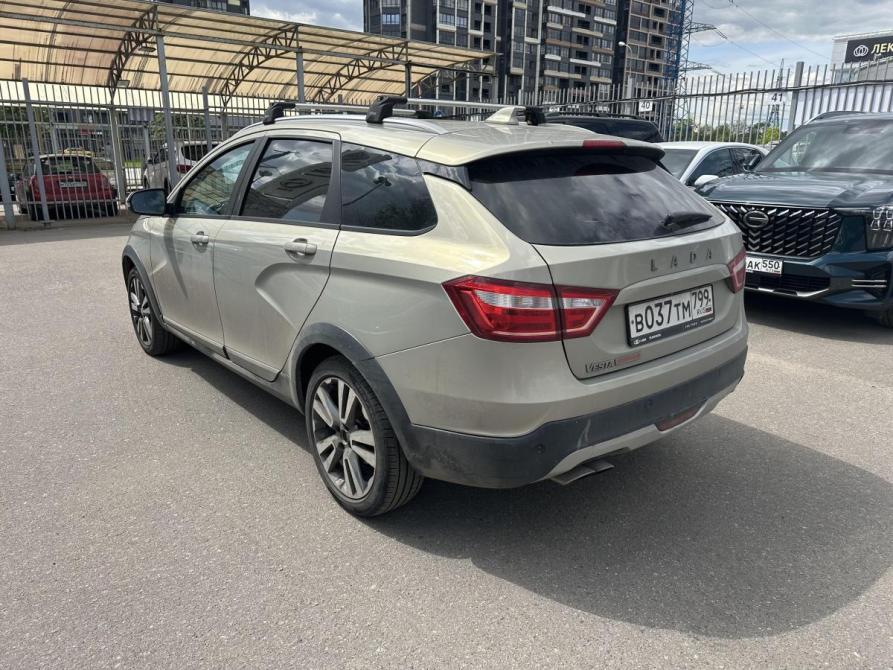 Lada (ВАЗ) Vesta I Москва  - изображение 4