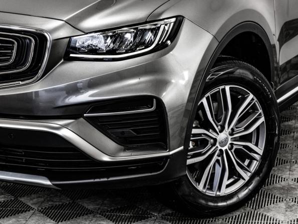 Geely Atlas Pro с пробегом 2024 года, цена 2 099 000 рублей, 44559 км, внедорожник, Автокод Объявления