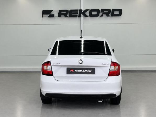 Skoda Rapid I Рестайлинг с пробегом 2019 года, цена 1 149 000 рублей, 135920 км, лифтбек, Автокод Объявления