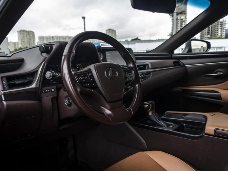 Lexus ES VII Москва  - изображение 11