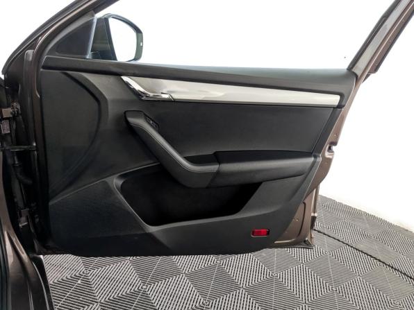 Skoda Octavia III (A7) Рестайлинг с пробегом 2019 года, цена 1 750 000 рублей, 97886 км, лифтбек, Автокод Объявления