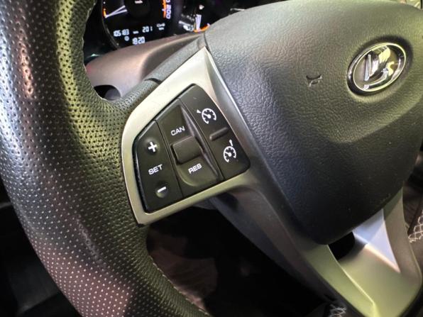 Lada (ВАЗ) Vesta I с пробегом 2021 года, цена 950 000 рублей, 105183 км, седан, Автокод Объявления