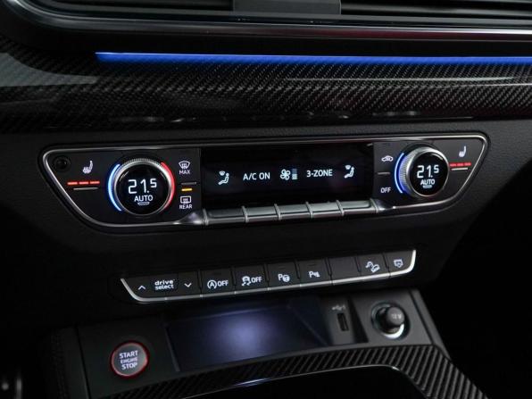 Audi SQ5 II (FY) Рестайлинг с пробегом 2021 года, цена 7 355 052 рубля, 31084 км, внедорожник, Автокод Объявления
