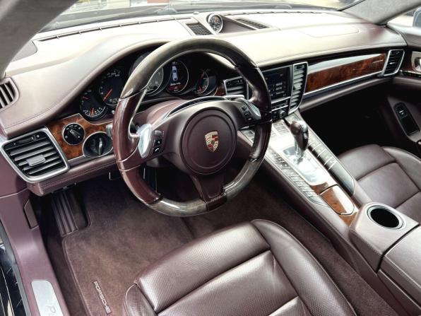 Porsche Panamera I с пробегом 2013 года, цена 2 400 000 рублей, 181126 км, лифтбек, Автокод Объявления