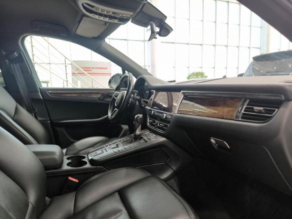 Porsche Macan I Рестайлинг с пробегом 2019 года, цена 4 500 000 рублей, 118390 км, внедорожник, Автокод Объявления